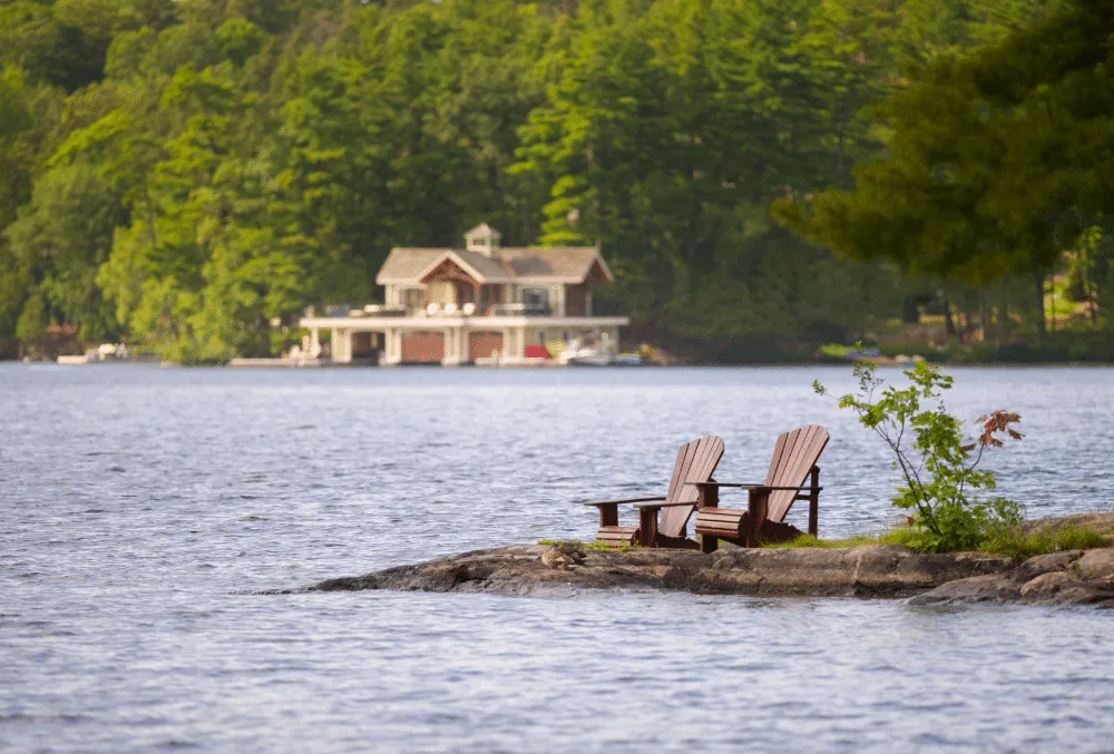 What To Know About Cottage Insurance When Buying Your Vacation Home